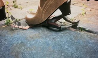 Secrets of Trampling Adult Game Screenshot (1)