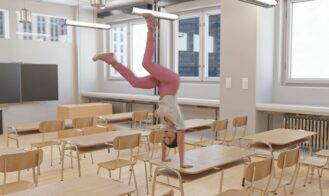 Family Faring Adult Game Screenshot (1)